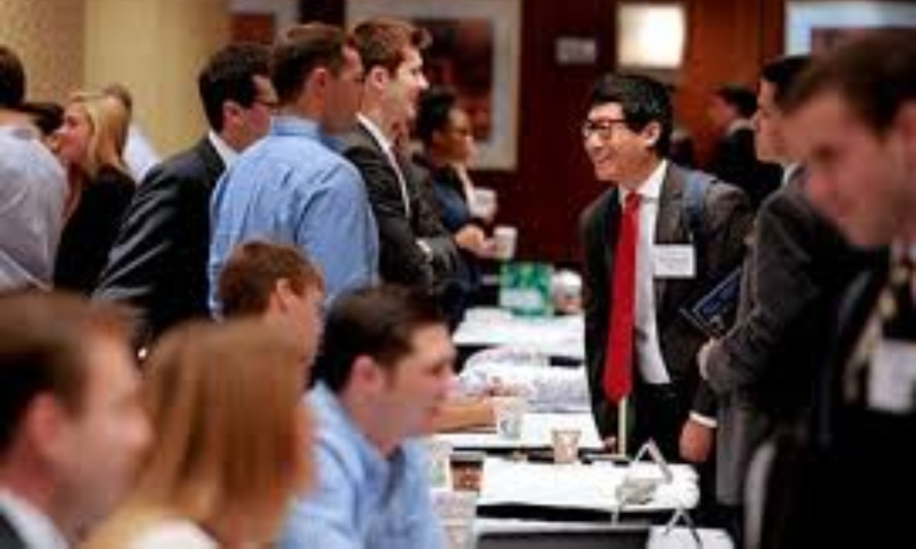 Inaugural School of Science and Engineering Career Fair! illustration