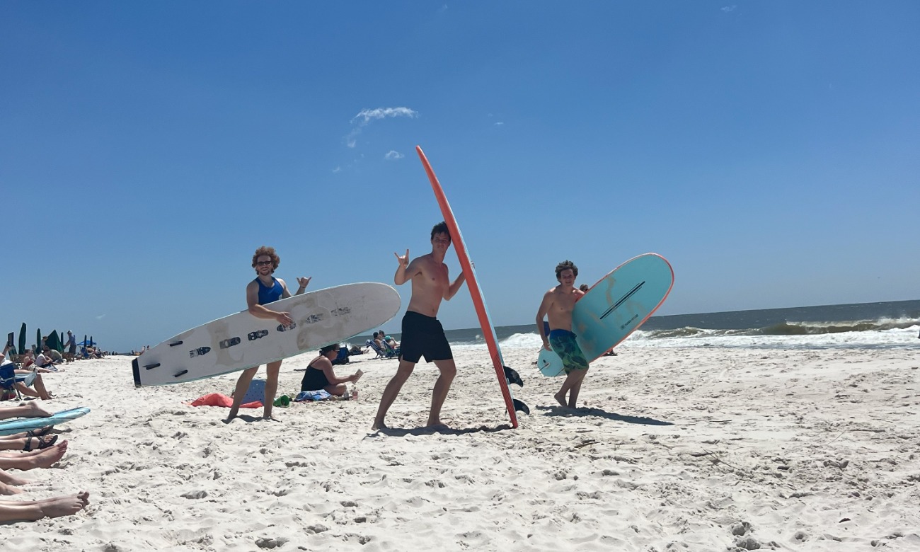 Surf and Camp illustration