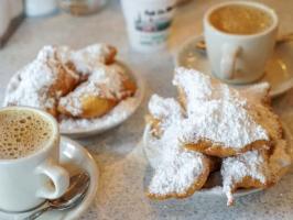 Cafe du Monde & Community Service illustration